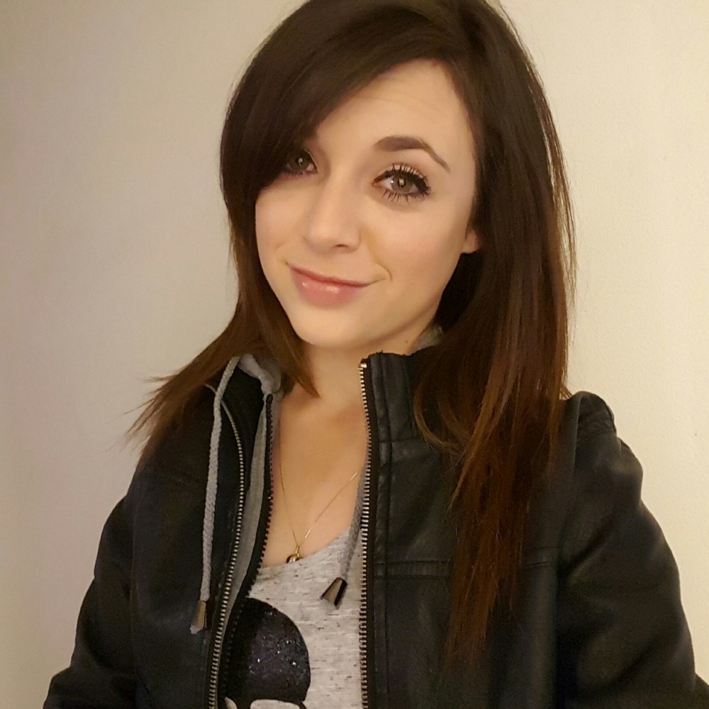 Meet your Posher, Abby